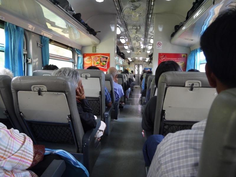 train travel from bangkok to chiang mai